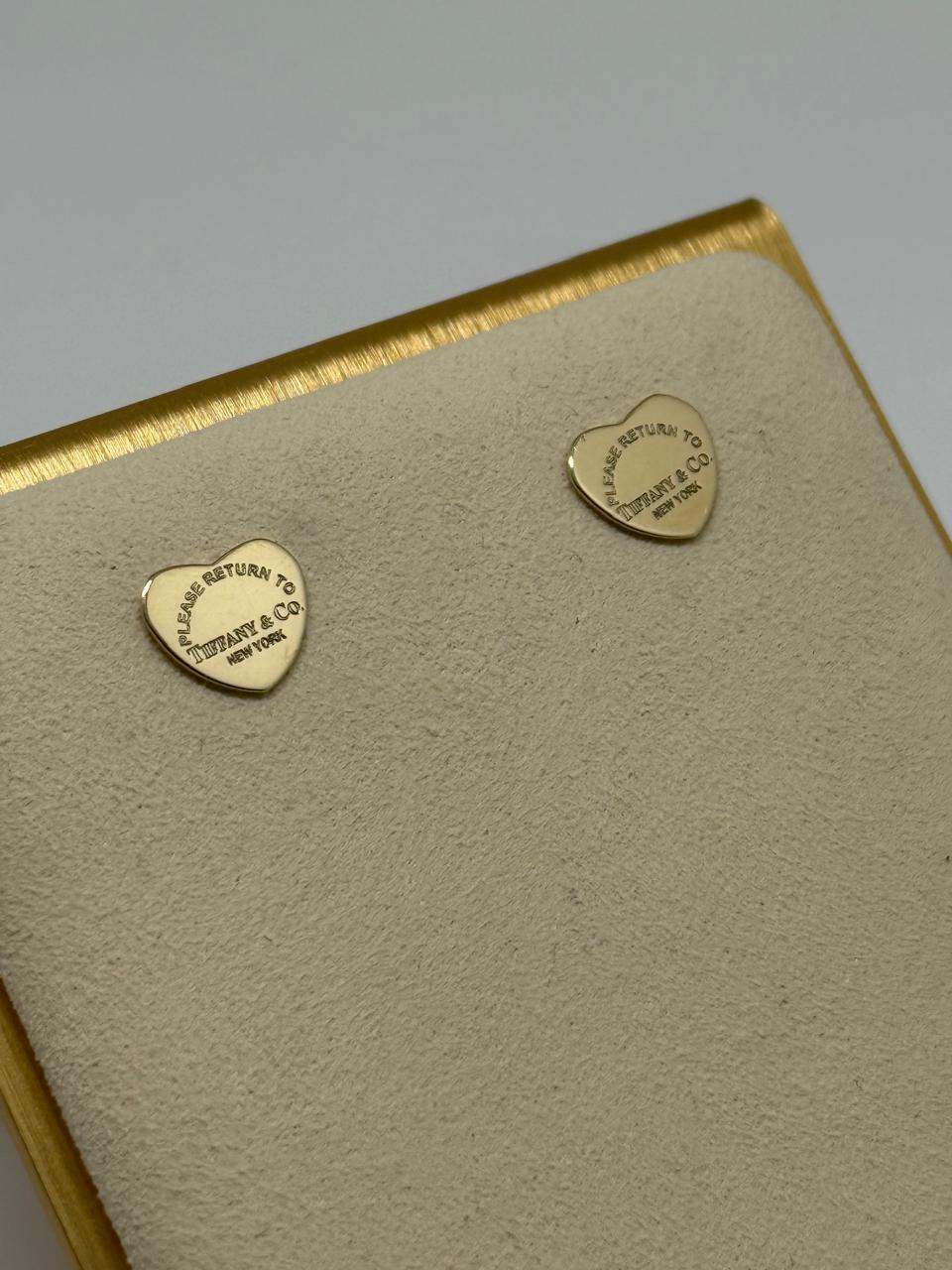 ARETES TIFANNY CORAZON 18K 1.6G